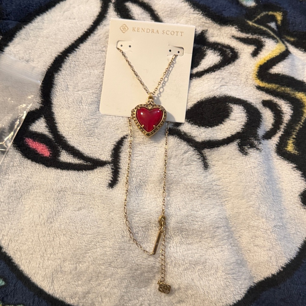 Kendra Scott Gold Red Heart Pendant Necklace Snow White Disney
